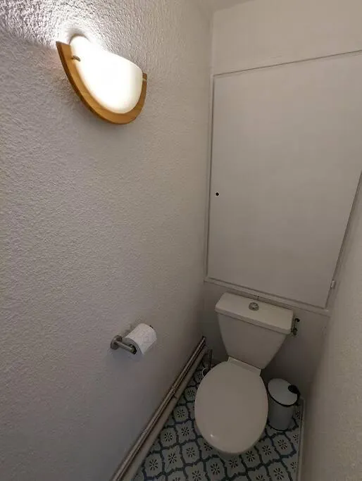 Central Spacious Flat With Private Parking 샤모니 프랑스